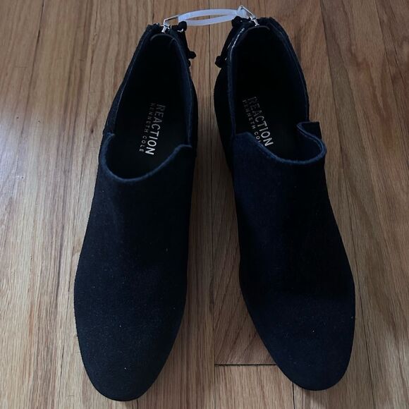 Kenneth Cole reaction | Side Skip Ankle Bootie - Picture 6 of 9